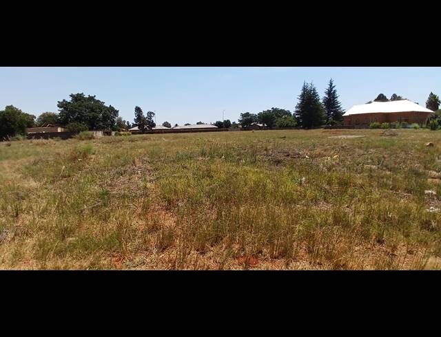 9,786M² VACANT LAND FOR SALE IN KOOKRUS